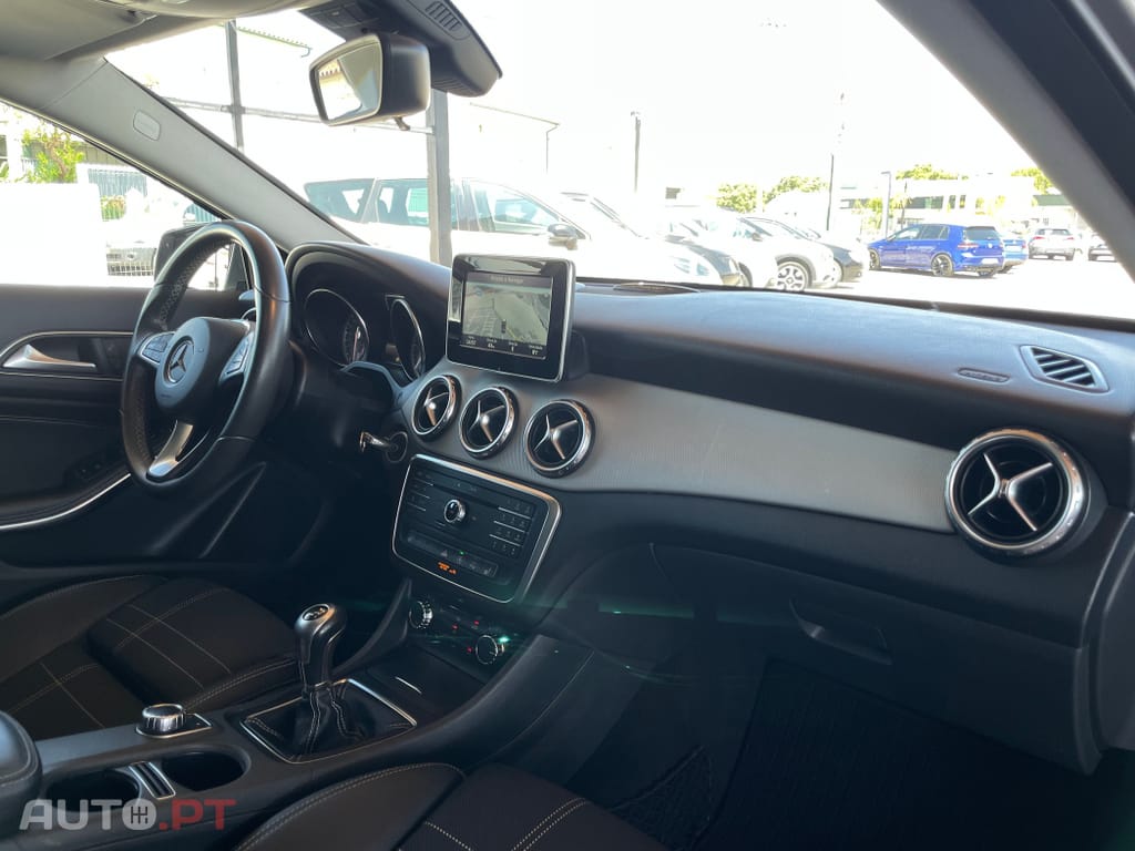 Mercedes-Benz GLA 180 d Urban