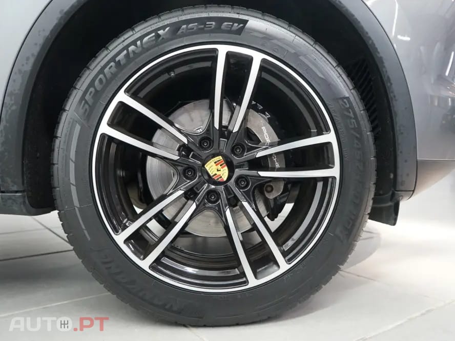 Porsche Cayenne Tiptronic