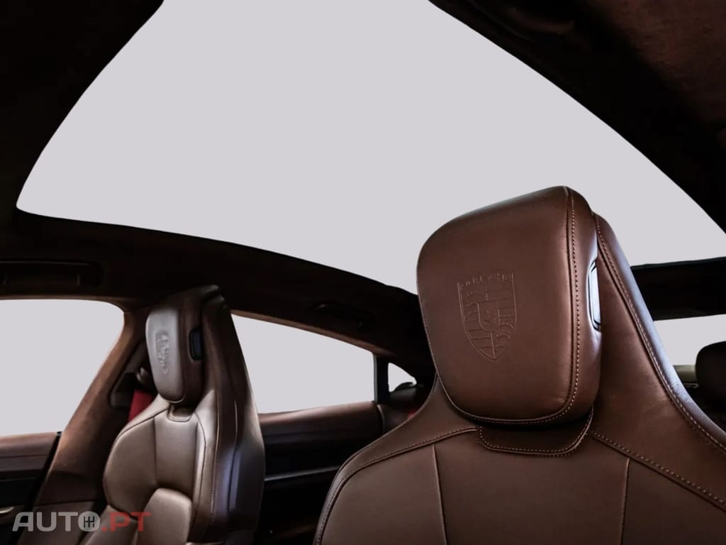 Porsche Taycan I.V.A DEDUTIVEL 4S PLUS 