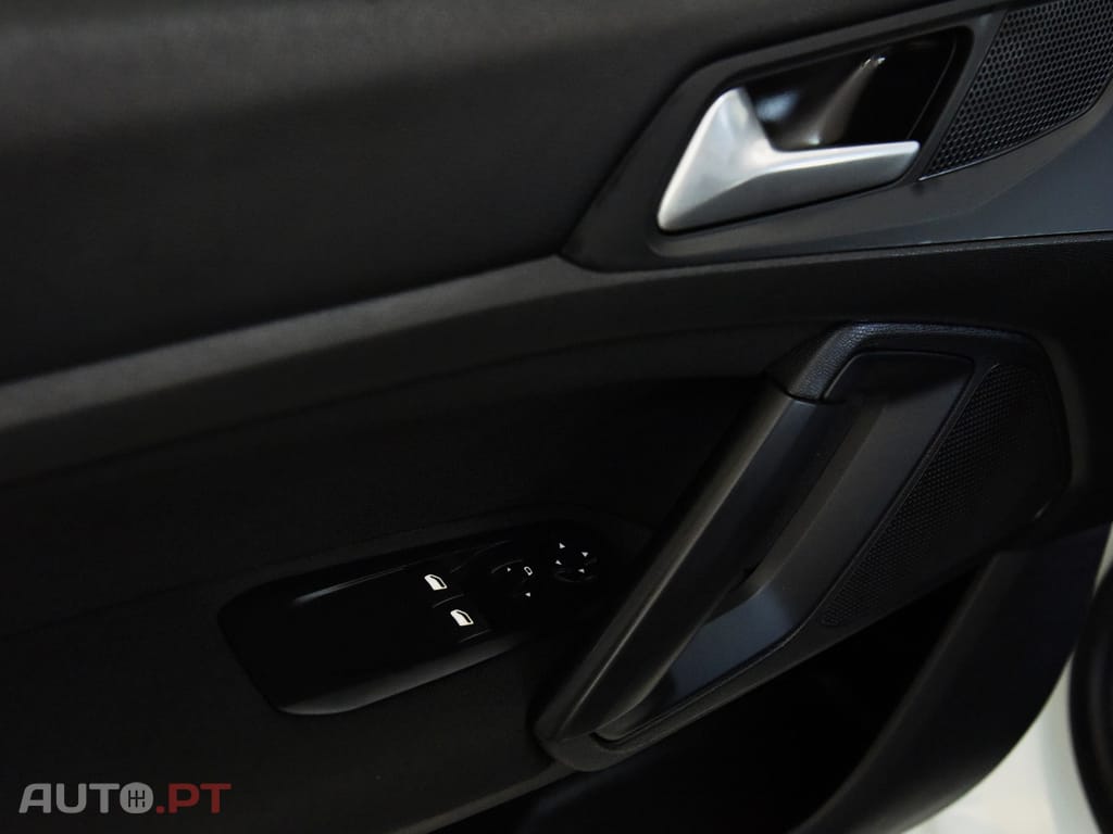 Peugeot 308 1.5 BlueHDi Style