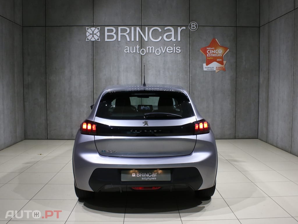 Peugeot E-208 50 kWh Active Pack