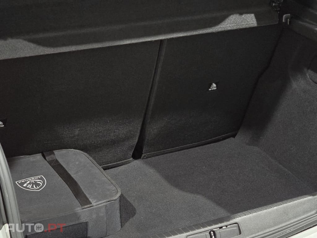 Peugeot E-208 50 kWh Active