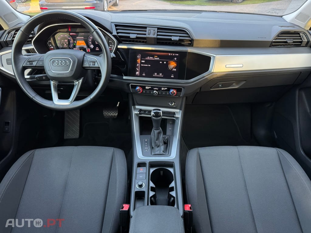 Audi Q3 45 TFSIe S tronic