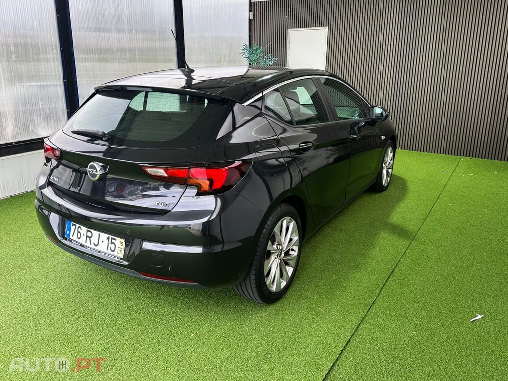 Opel Astra Dynamic S/S