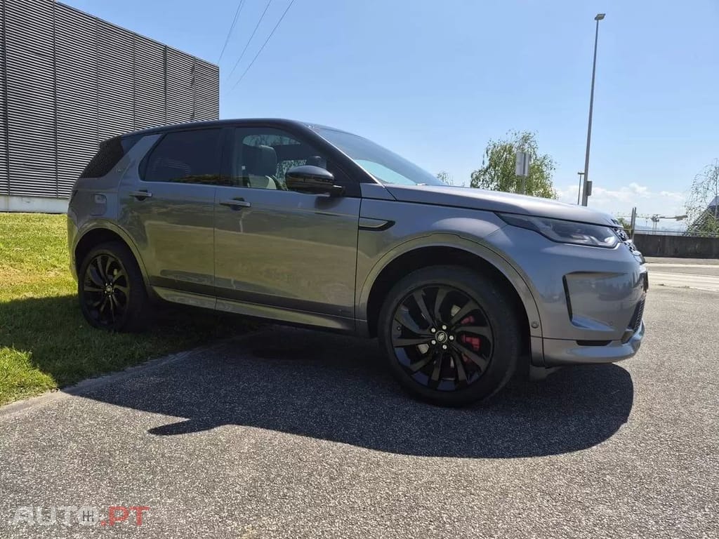 Land Rover Discovery Sport  P300e R  Dynamic S
