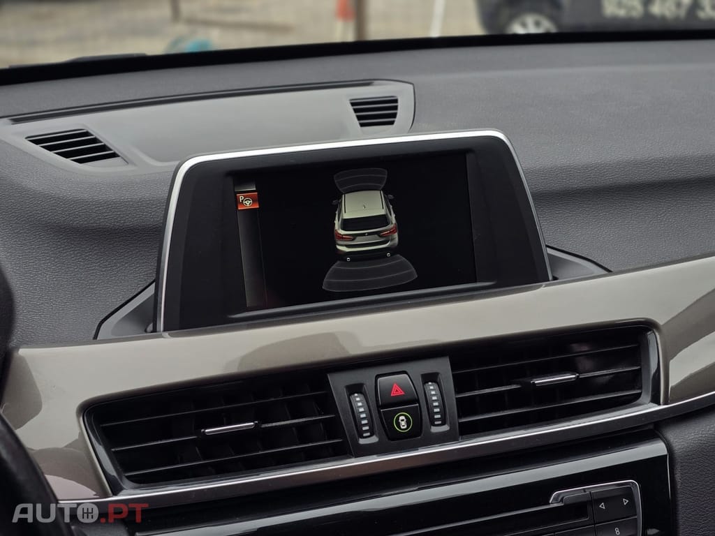 BMW X1 18 d sDrive Auto xLine