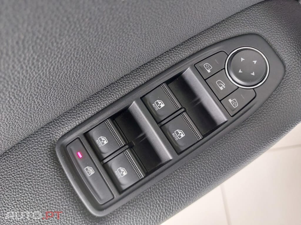 Renault Captur 1.0 TCe Intens Bi-Fuel