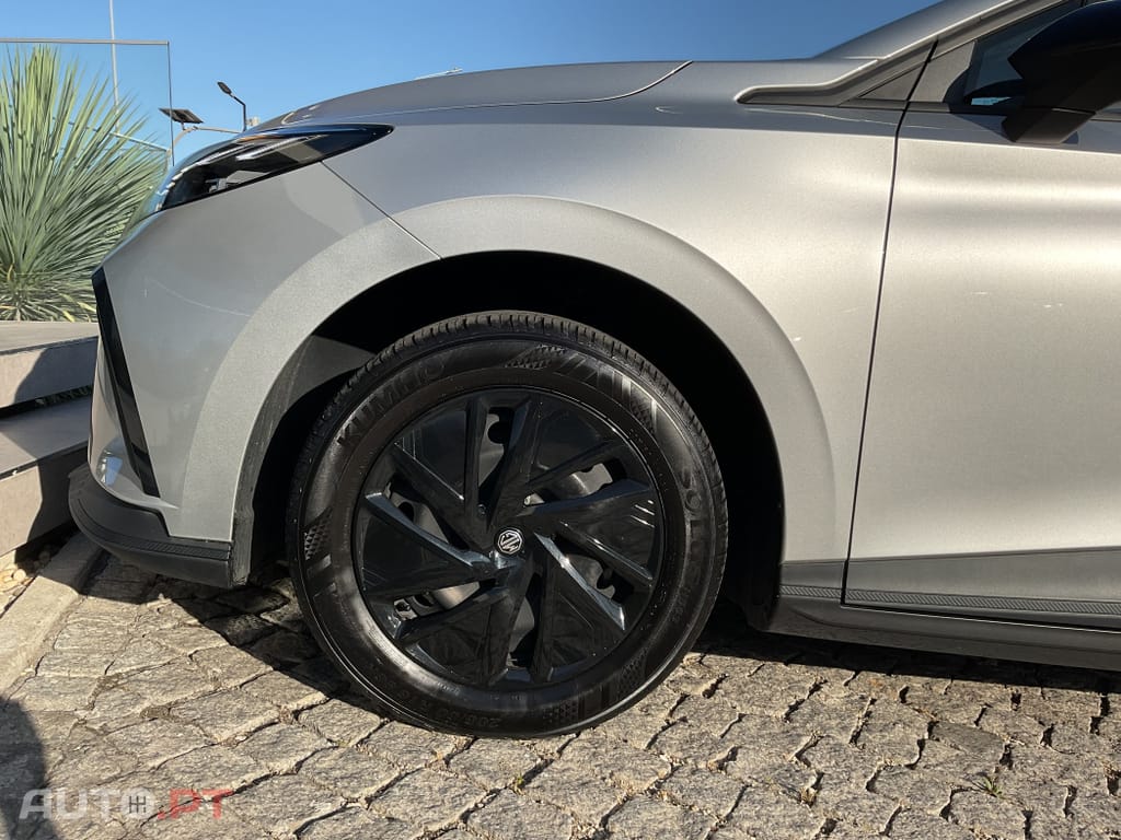 MG MG4 51 kWh Standard