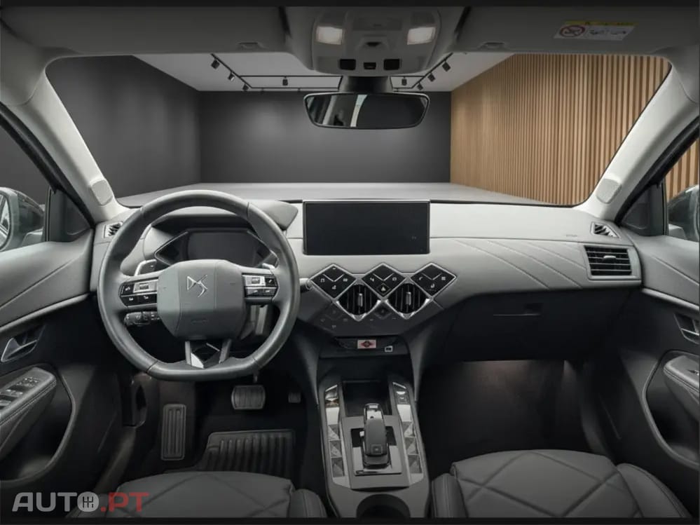 DS DS3 Crossback E-Tense Performance Line