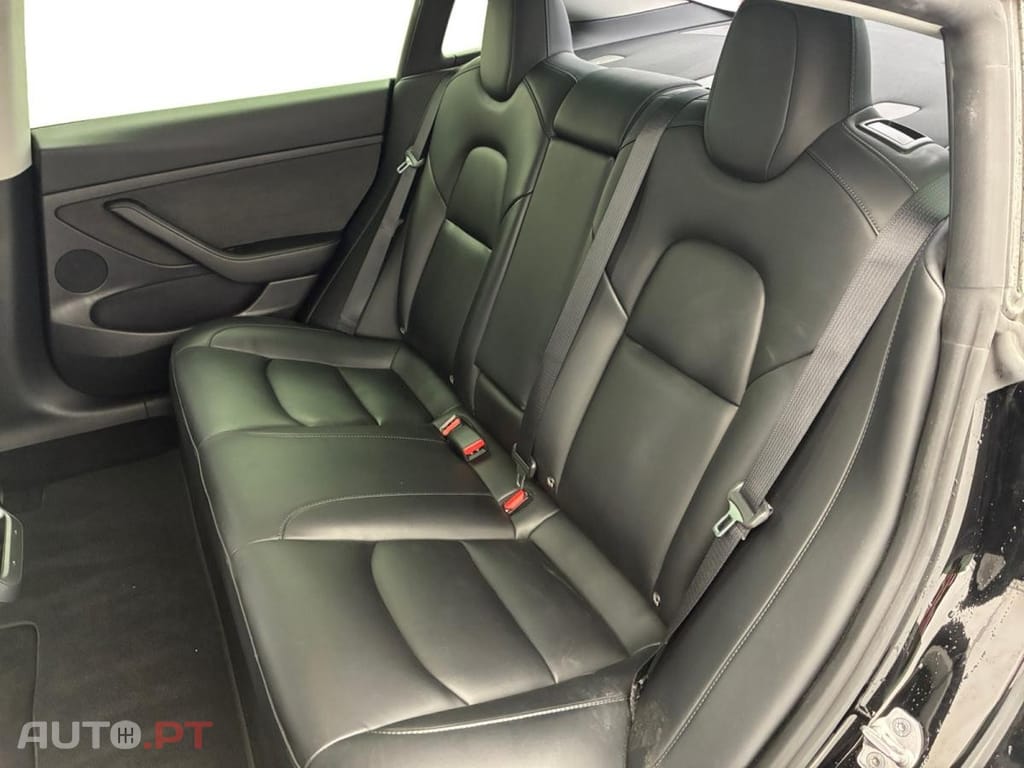 Tesla Model 3 Long-Range Dual Motor AWD