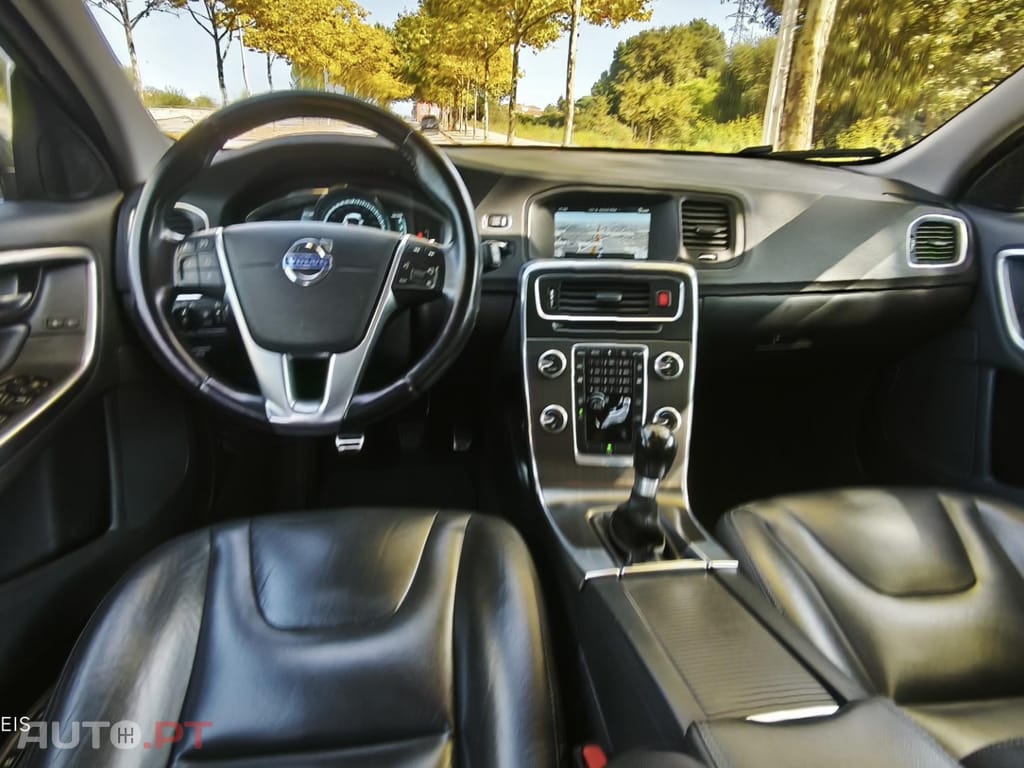 Volvo V60 1.6 D2 Summum Eco
