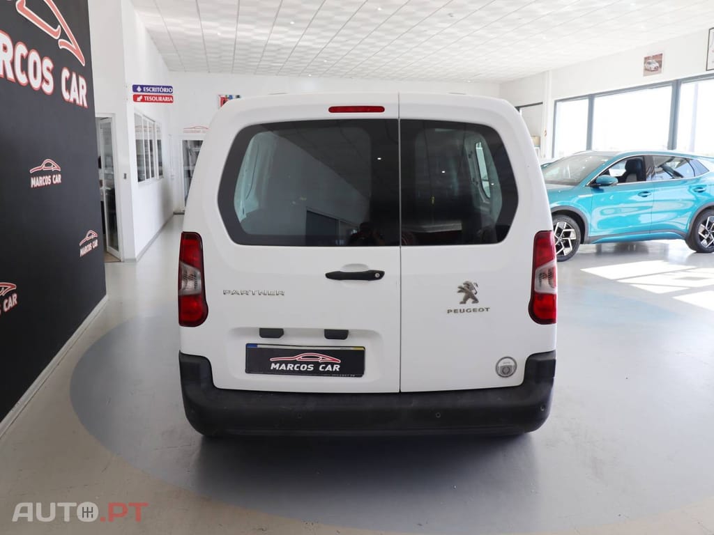 Peugeot Partner 1.5 BlueHDi Asphalt Standard