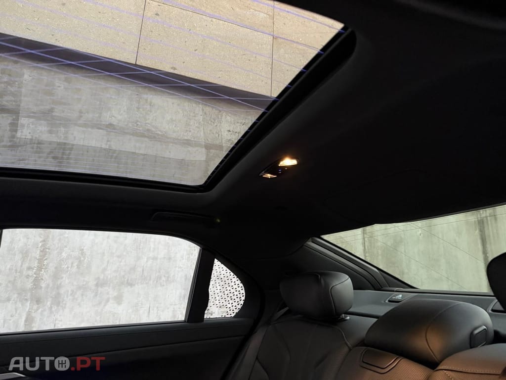 BMW i7 xDrive60 Pack Desportivo M Pro