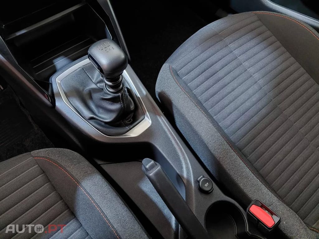 Peugeot 2008 1.2 PureTech Allure