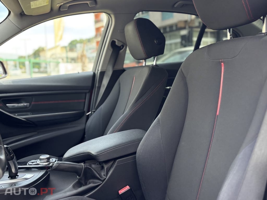 BMW 328 i Touring Aut. Sport Line