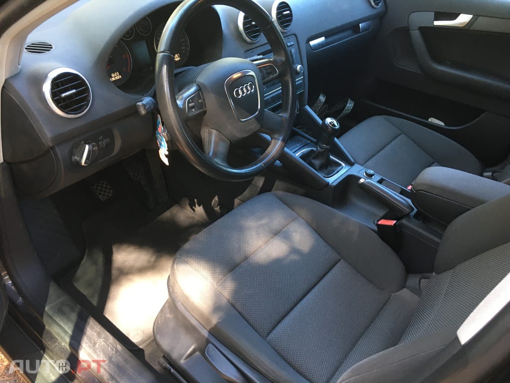 Audi A3 Sportback Attacion Special Edicion