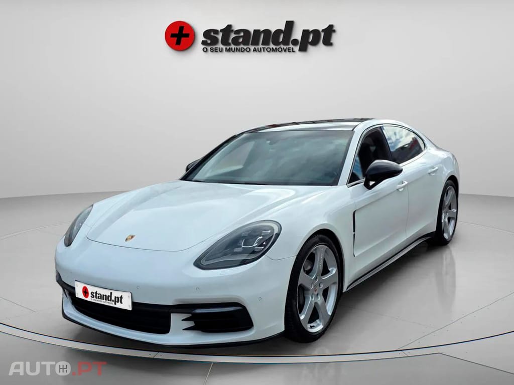 Porsche Panamera 4S