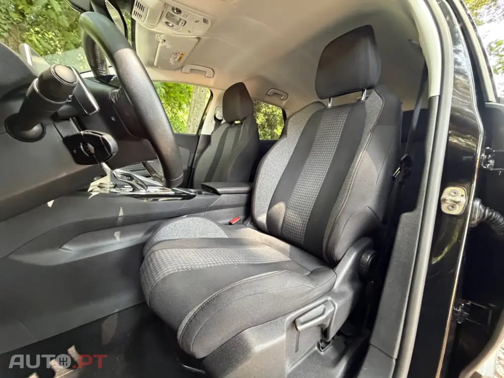 Peugeot 3008 1.2 PureTech Allure Pack EAT8