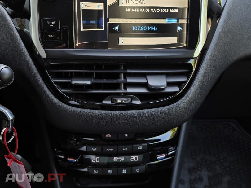 Peugeot 208 1.6 e-HDi Ice Velvet