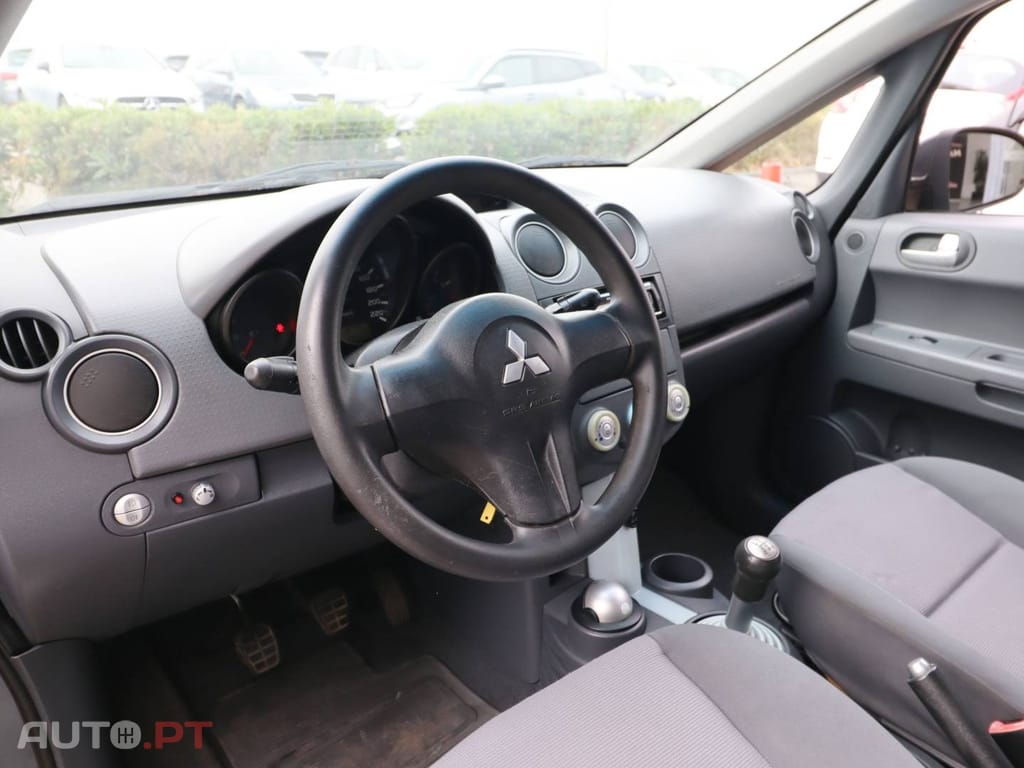 Mitsubishi Colt 1.3 E-Motion