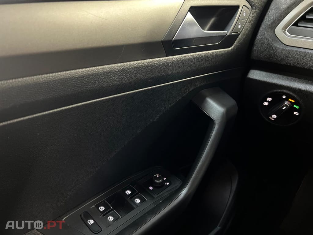 Volkswagen T-Roc 1.6 TDI 115cv Style