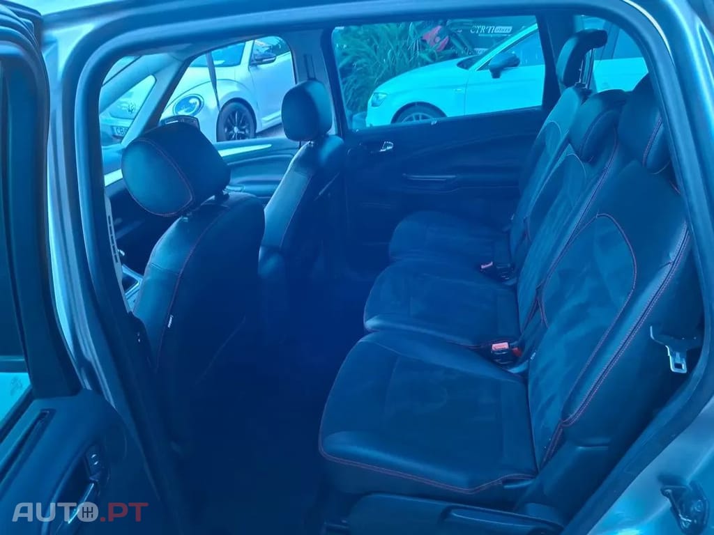 Ford S-Max  2 0 Tdci Dpf Titanium