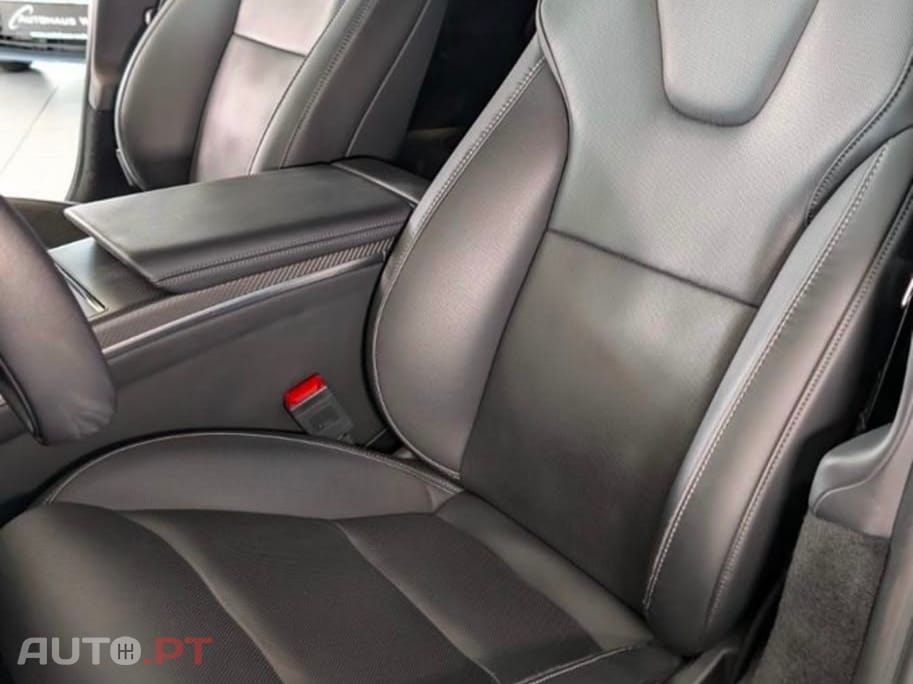 Tesla Model S Plaid AWD