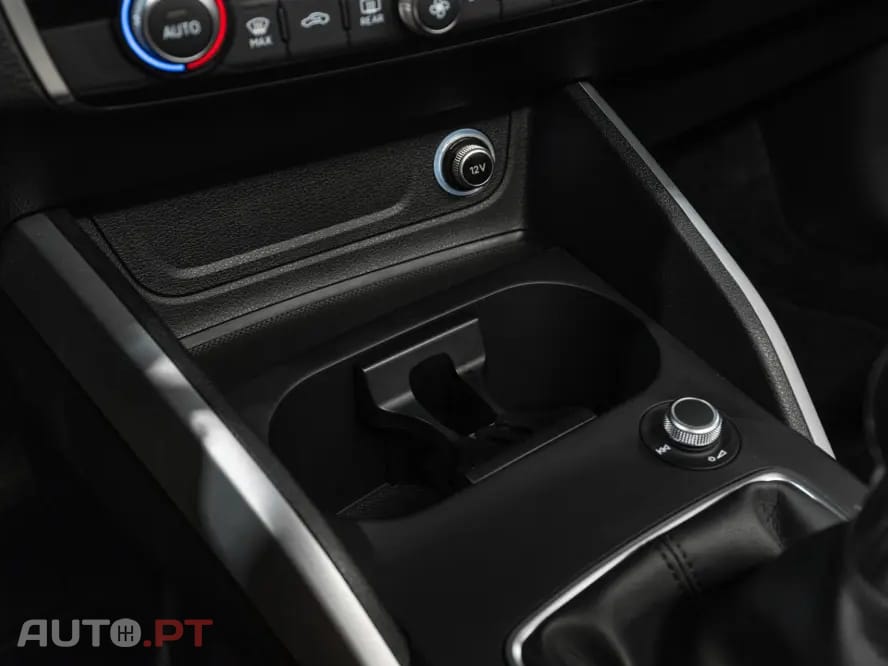 Audi Q2 30 TFSI S line