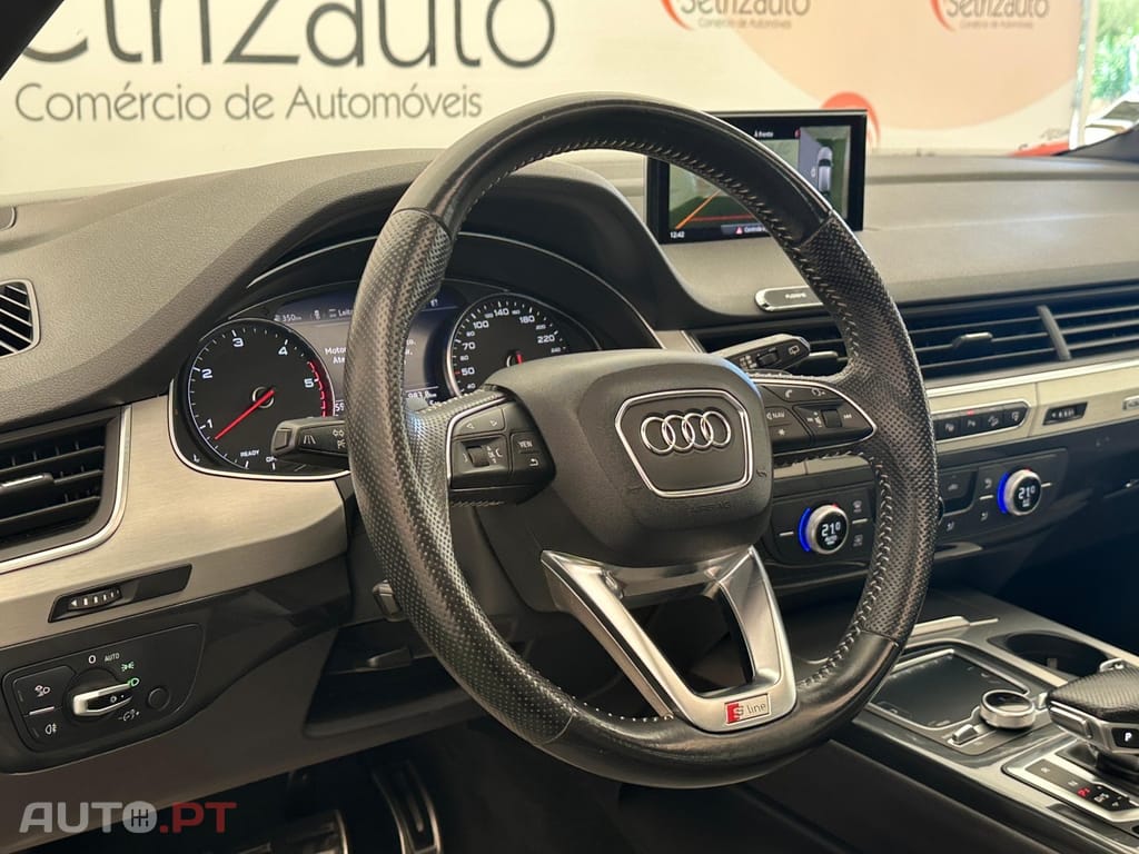 Audi Q7 3.0 TDi quattro S-line Tiptronic 7L