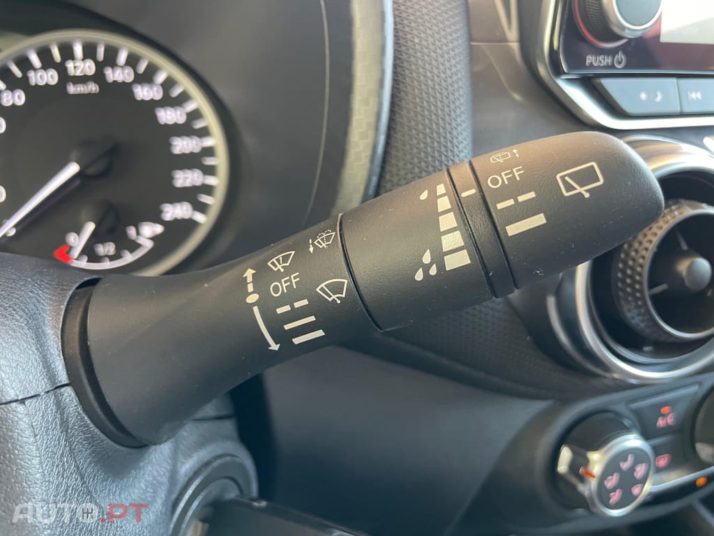 Nissan Juke 1.0 DIG-T N-Connecta