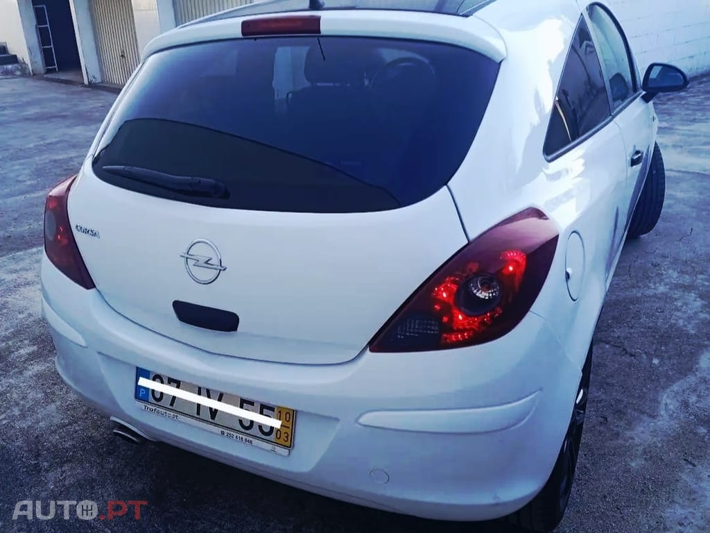 Opel Corsa 1.4 Black Edition