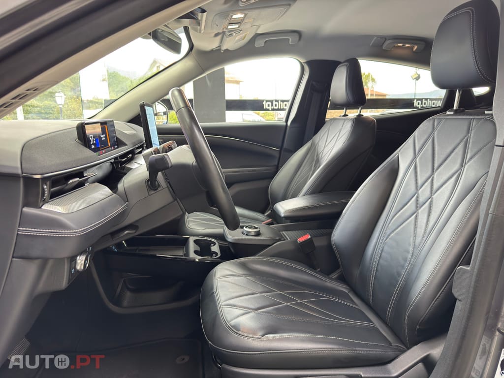 Ford Mustang Mach-E Premium AWD