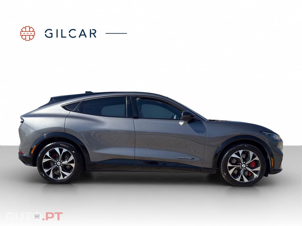 Ford Mustang Mach-E AWD PREMIUM