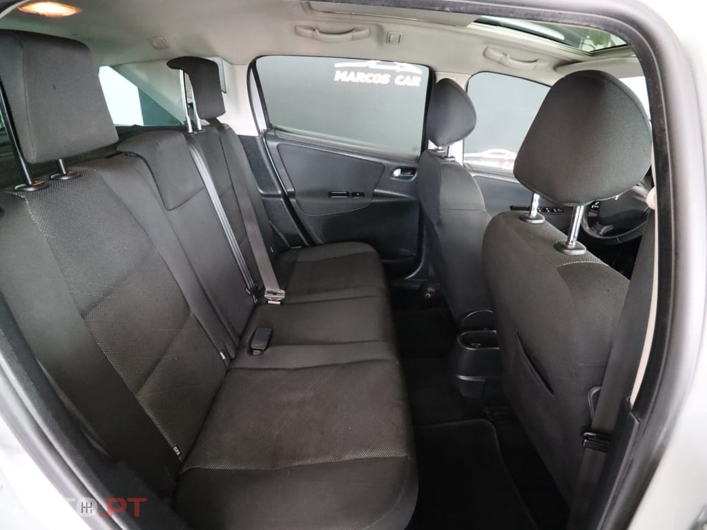 Peugeot 207 SW 1.6 HDi Trendy
