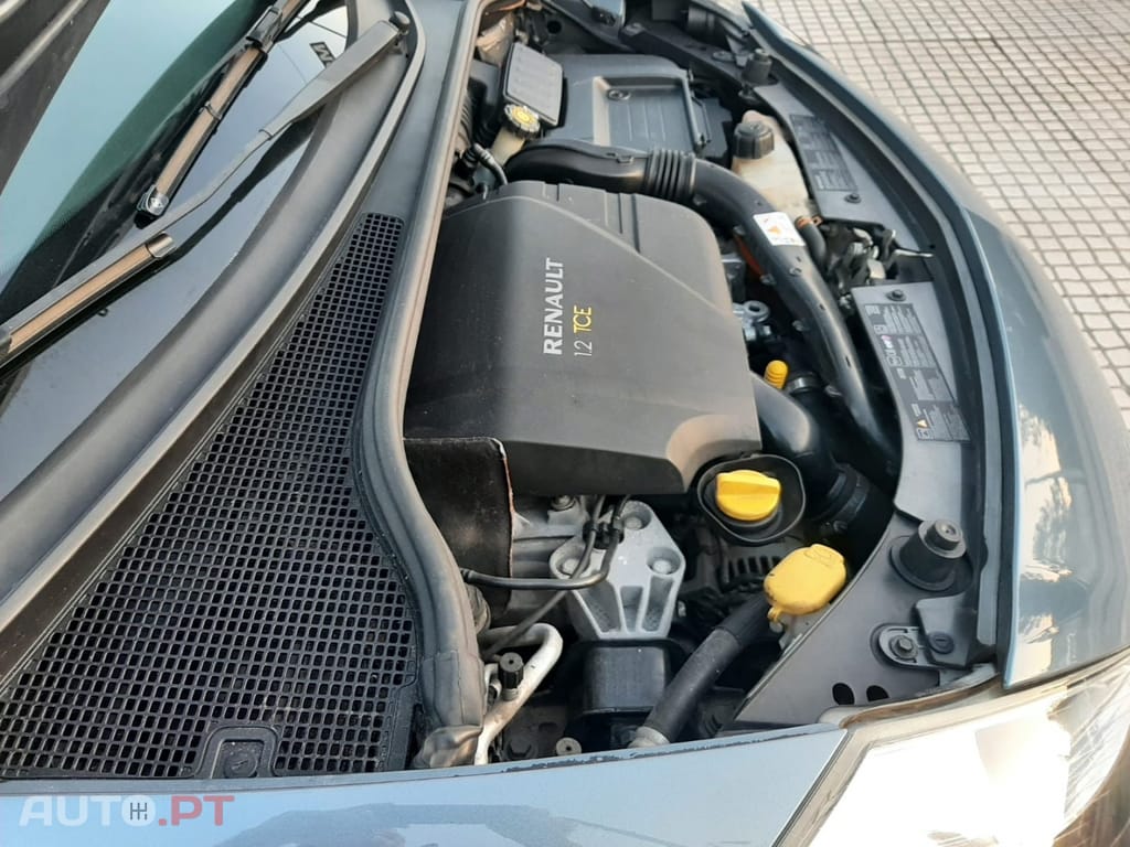 Renault Clio 1.2 16V TCE Luxe