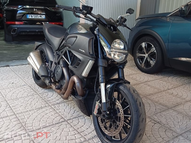 Ducati Diavel 1200 CROMO ABS COM EXTRAS