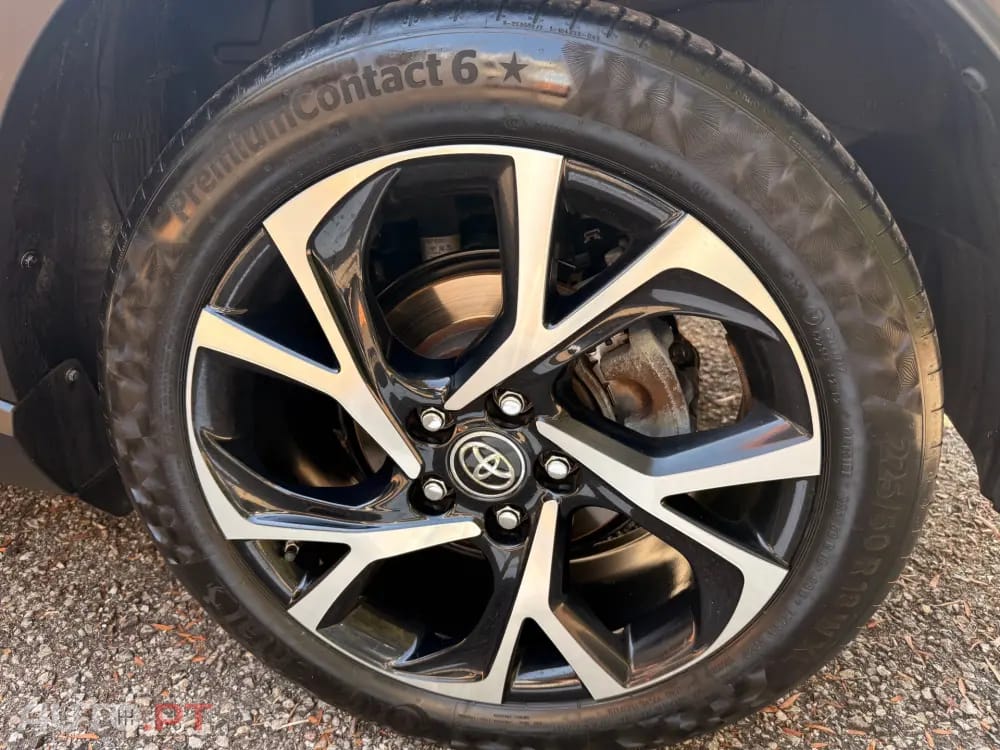 Toyota C-HR 1.8 Hybrid Exclusive