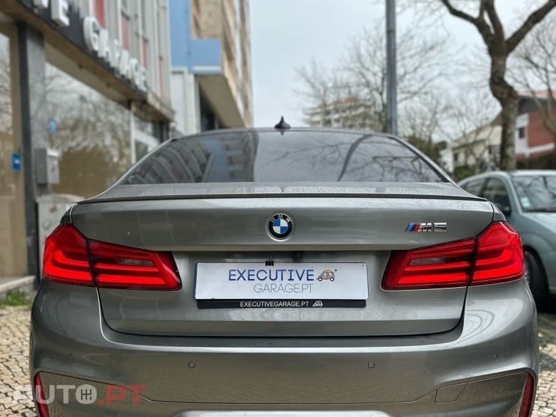 BMW M5 Standard