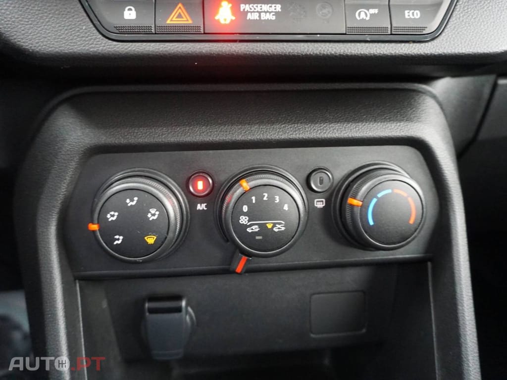 Dacia Sandero 1.0 ECO-G Essential Bi-Fuel