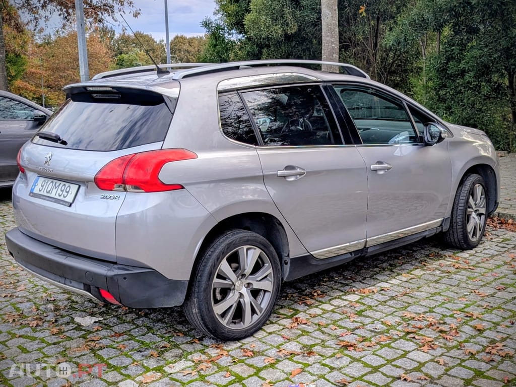 Peugeot 2008 1.6 BlueHDi Crossway