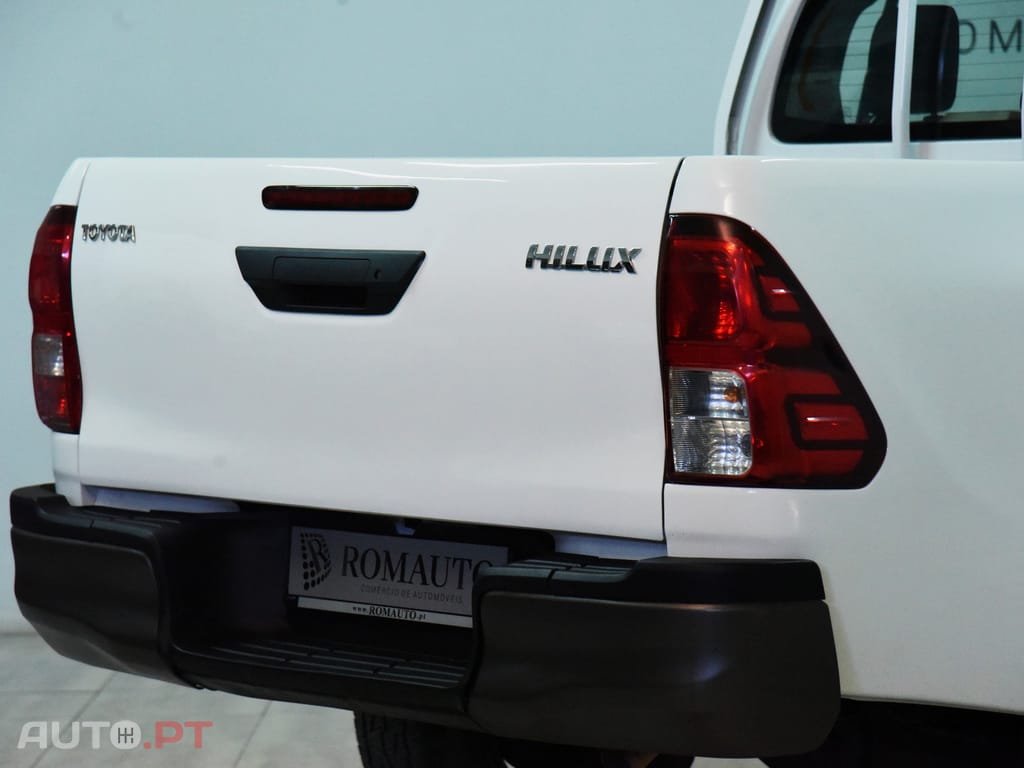Toyota Hilux 2.4 D-4D 4WD Challenge