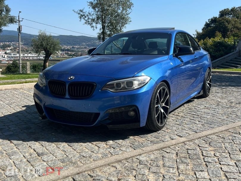 BMW 220 coupe