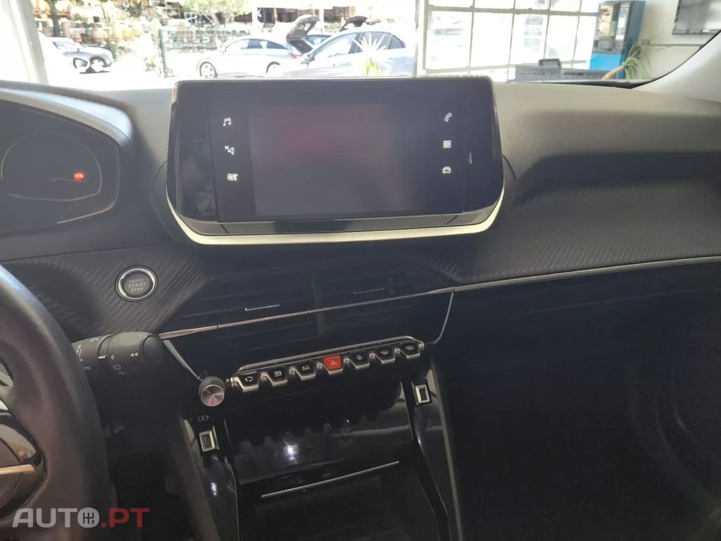 Peugeot 2008 PureTech 130 Allure Pack