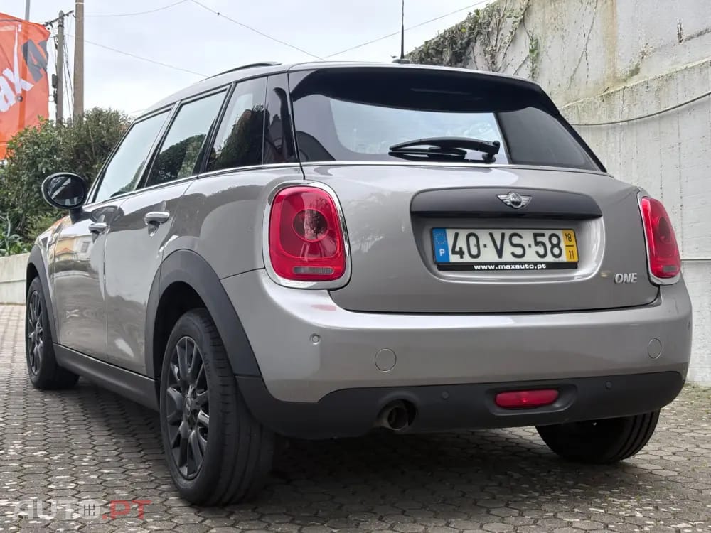 MINI Cooper One