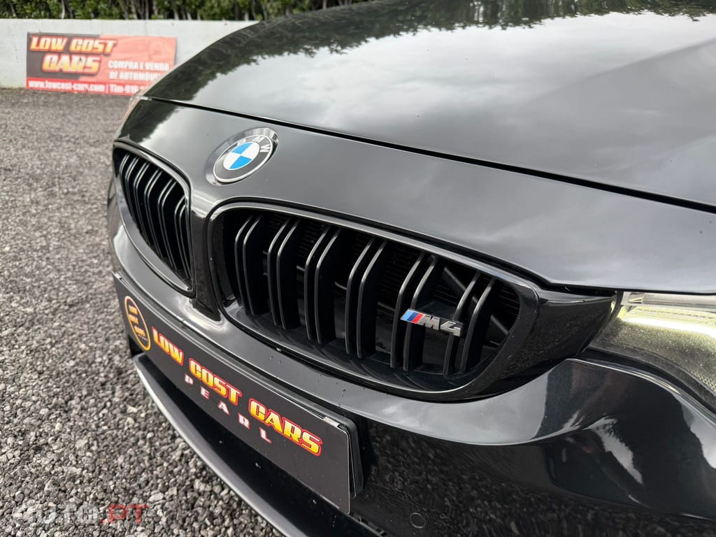 BMW M4 DKG Competition