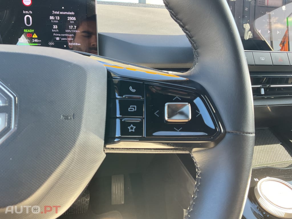 MG MG4 51 kWh Standard