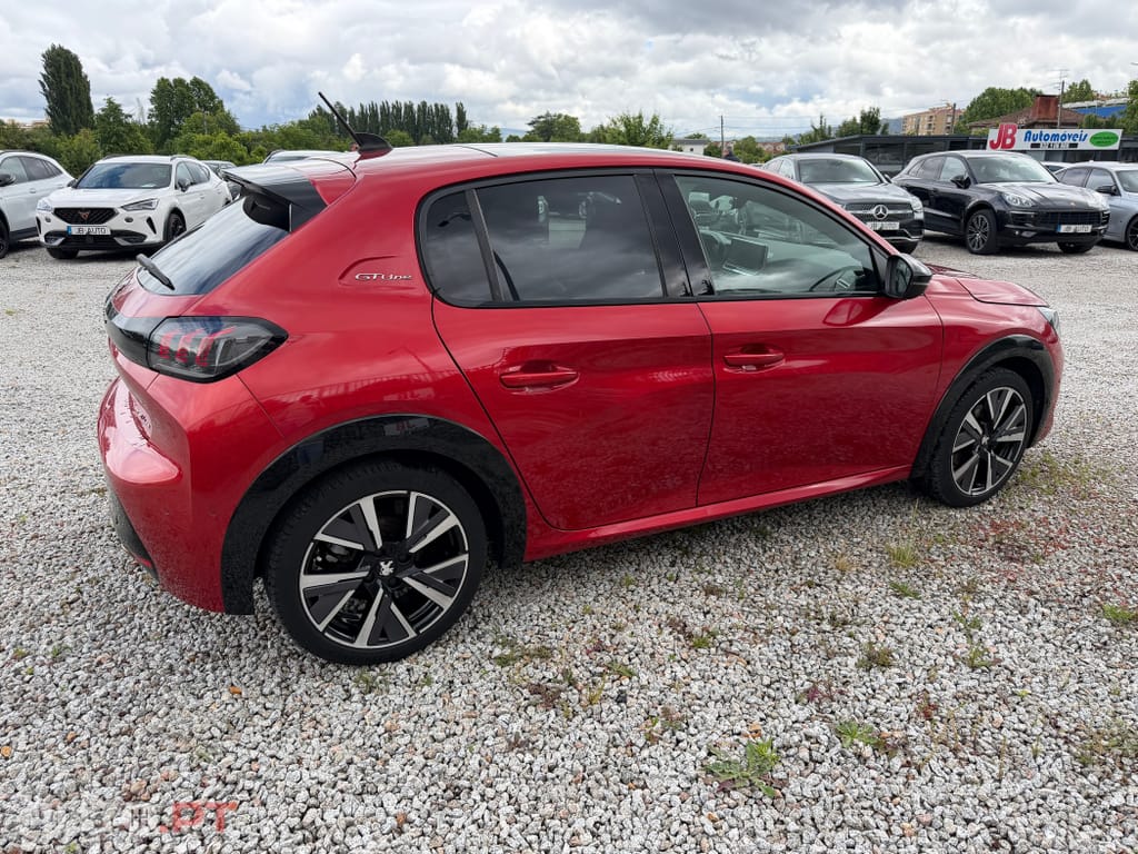 Peugeot 208 1.2 PureTech GT Line
