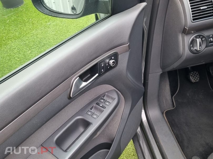 Volkswagen Touran 1.6 TDI Blue.Highine 7L