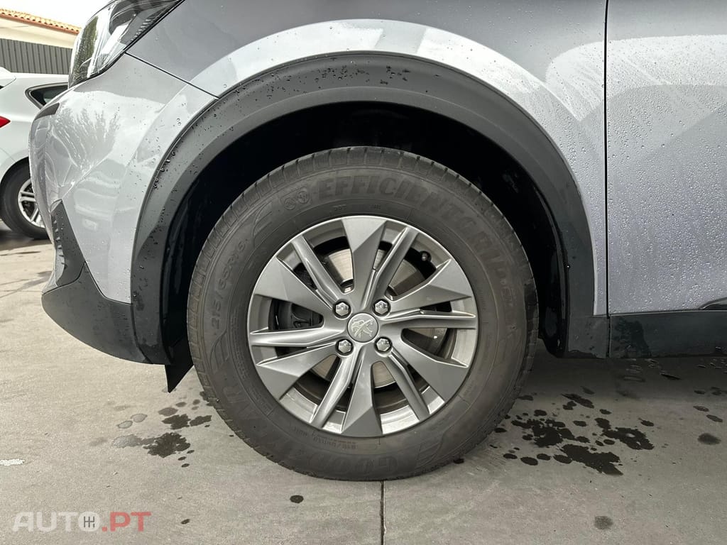 Peugeot E-2008 50 kWh Active Pack
