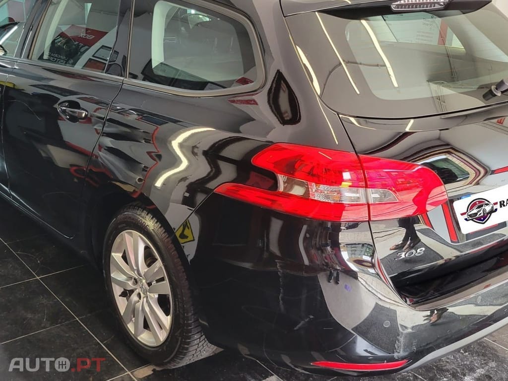 Peugeot 308 SW 1.5 BlueHDi Business Line